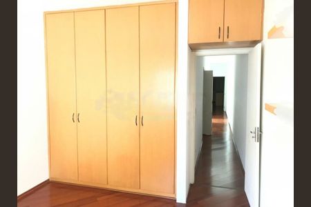 Casa à venda com 3 quartos, 176m² em Vila Mascote, São Paulo