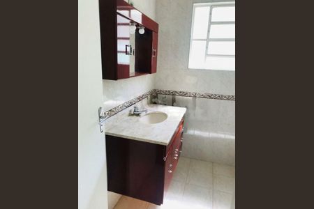 Casa à venda com 176m², 3 quartos e 4 vagas
