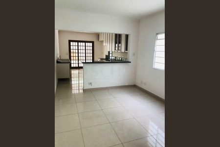 Casa à venda com 3 quartos, 176m² em Vila Mascote, São Paulo