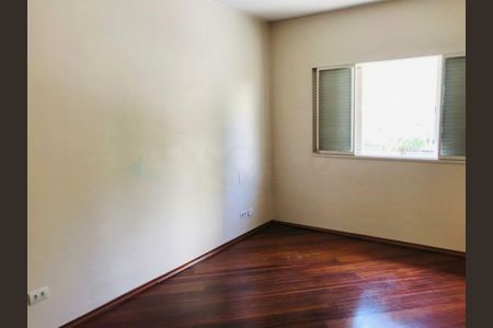 Casa à venda com 176m², 3 quartos e 4 vagas