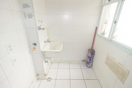 Apartamento para alugar com 40m², 2 quartos e sem vaga Apartamento para alugar com 40m², 2 quartos e sem vagaCozinha e Área de Serviço