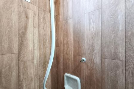 Apartamento à venda com 57m², 2 quartos e 1 vaga Apartamento à venda com 57m², 2 quartos e 1 vagaBanheiro