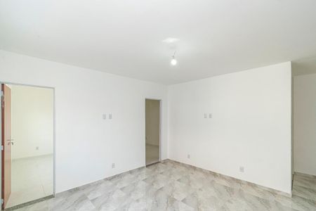 Casa de condomínio para alugar com 55m², 2 quartos e sem vaga Casa de condomínio para alugar com 55m², 2 quartos e sem vagaSala