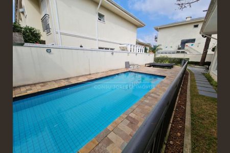 Casa à venda com 4 quartos, 272m² em Capela do Socorro, São Paulo