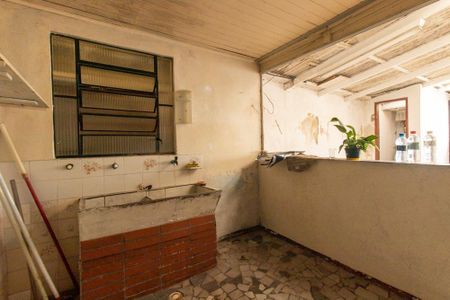 Casa à venda com 99m², 3 quartos e 2 vagas Casa à venda com 99m², 3 quartos e 2 vagasServiço