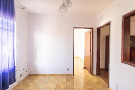 Casa à venda com 99m², 3 quartos e 2 vagas Casa à venda com 99m², 3 quartos e 2 vagasSala 2