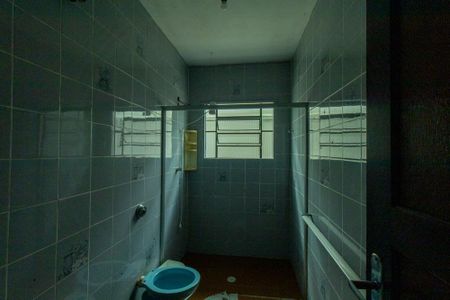 Casa à venda com 99m², 3 quartos e 2 vagas Casa à venda com 99m², 3 quartos e 2 vagasBanheiro Social