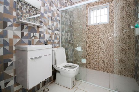 Casa de condomínio para alugar com 225m², 3 quartos e 2 vagas Casa de condomínio para alugar com 225m², 3 quartos e 2 vagasBanheiro Salão de Festas