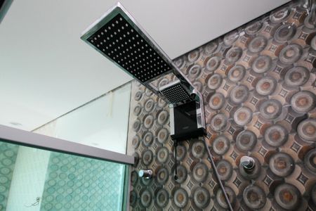 Casa de condomínio para alugar com 225m², 3 quartos e 2 vagas Casa de condomínio para alugar com 225m², 3 quartos e 2 vagasBanheiro Suíte