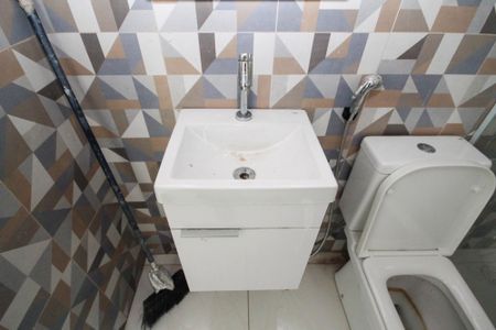 Casa de condomínio para alugar com 225m², 3 quartos e 2 vagas Casa de condomínio para alugar com 225m², 3 quartos e 2 vagasBanheiro Salão de Festas