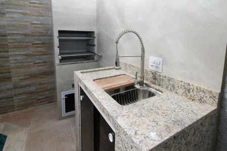 Casa de condomínio para alugar com 225m², 3 quartos e 2 vagas Casa de condomínio para alugar com 225m², 3 quartos e 2 vagasChurrasqueira