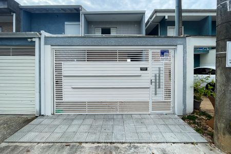 Casa de condomínio para alugar com 225m², 3 quartos e 2 vagas Casa de condomínio para alugar com 225m², 3 quartos e 2 vagasEntrada Casa