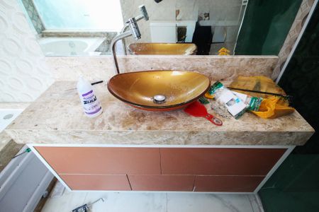 Casa de condomínio para alugar com 225m², 3 quartos e 2 vagas Casa de condomínio para alugar com 225m², 3 quartos e 2 vagasBanheiro Suíte