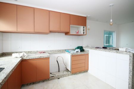 Casa de condomínio para alugar com 225m², 3 quartos e 2 vagas Casa de condomínio para alugar com 225m², 3 quartos e 2 vagasCozinha