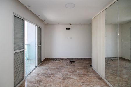 Casa de condomínio para alugar com 225m², 3 quartos e 2 vagas Casa de condomínio para alugar com 225m², 3 quartos e 2 vagasSuíte