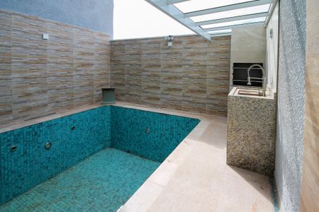 Casa de condomínio para alugar com 225m², 3 quartos e 2 vagas Casa de condomínio para alugar com 225m², 3 quartos e 2 vagasPiscina