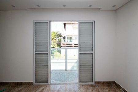 Casa de condomínio para alugar com 225m², 3 quartos e 2 vagas Casa de condomínio para alugar com 225m², 3 quartos e 2 vagasVaranda Suíte