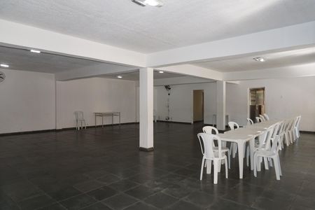 Apartamento para alugar com 54m², 2 quartos e 1 vagaÁrea comum - Salão de festas