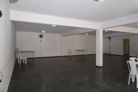 Apartamento para alugar com 54m², 2 quartos e 1 vagaÁrea comum - Salão de festas