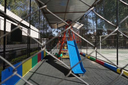 Apartamento para alugar com 54m², 2 quartos e 1 vagaÁrea comum - Playground
