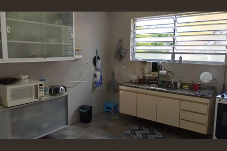 Casa à venda com 157m², 3 quartos e 2 vagas