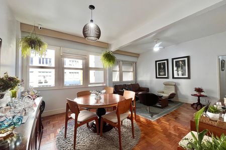 Sala  de apartamento à venda com 2 quartos, 80m² em Copacabana, Rio de Janeiro