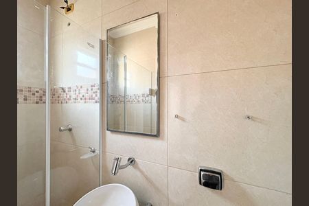 Casa à venda com 150m², 3 quartos e 1 vaga Casa à venda com 150m², 3 quartos e 1 vagaBanheiro da Suíte