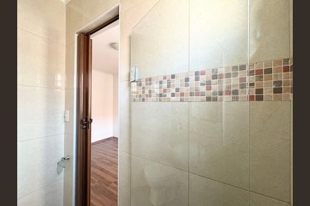 Casa à venda com 150m², 3 quartos e 1 vaga Casa à venda com 150m², 3 quartos e 1 vagaBanheiro da Suíte