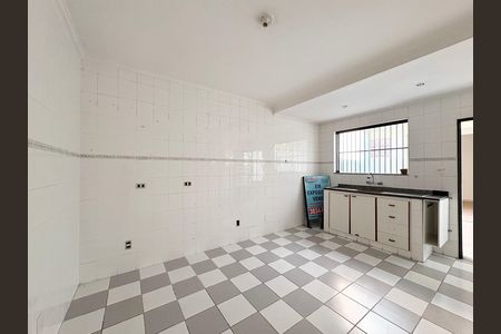 Casa à venda com 150m², 3 quartos e 1 vaga Casa à venda com 150m², 3 quartos e 1 vagaCozinha