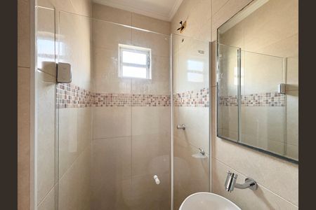 Casa à venda com 150m², 3 quartos e 1 vaga Casa à venda com 150m², 3 quartos e 1 vagaBanheiro da Suíte