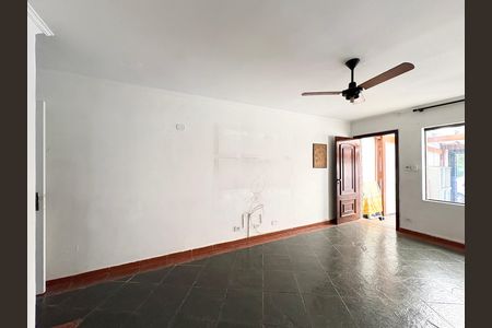 Sala de casa à venda com 3 quartos, 150m² em Vila Fiat Lux, São Paulo