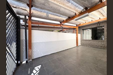 Casa à venda com 150m², 3 quartos e 1 vaga Casa à venda com 150m², 3 quartos e 1 vagaGaragem