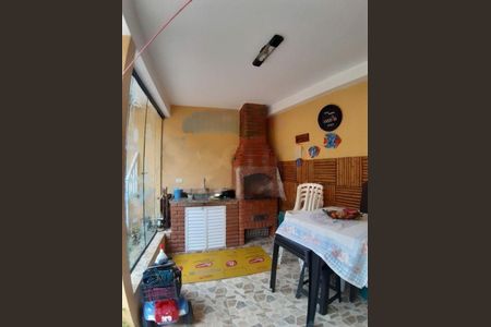 Casa à venda com 3 quartos, 120m² em Balneário São Francisco, Diadema