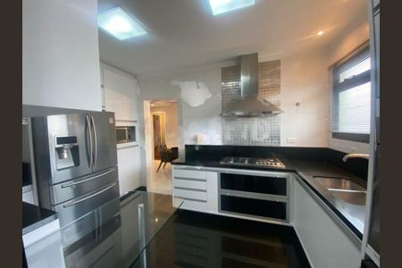 Apartamento à venda com 335m², 4 quartos e 5 vagas