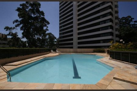 Apartamento à venda com 241m², 4 quartos e 4 vagas