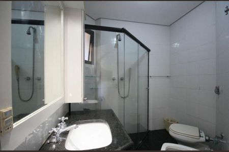 Apartamento à venda com 241m², 4 quartos e 4 vagas
