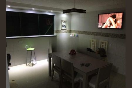 Casa à venda com 3 quartos, 190m² em Jardim Melo, Diadema