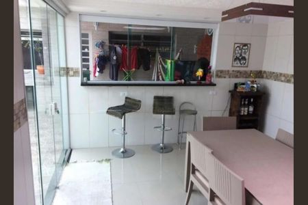 Casa à venda com 3 quartos, 190m² em Jardim Melo, Diadema