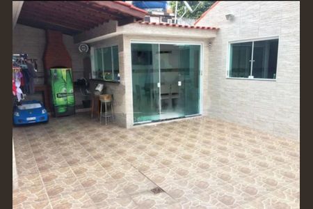 Casa à venda com 3 quartos, 190m² em Jardim Melo, Diadema