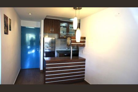 Apartamento à venda com 3 quartos, 64m² em Jardim Aeroporto, São Paulo