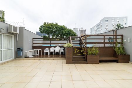 Apartamento para alugar com 60m², 2 quartos e 2 vagas Apartamento para alugar com 60m², 2 quartos e 2 vagasÁrea comum - Piscina