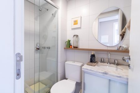Apartamento para alugar com 60m², 2 quartos e 2 vagas Apartamento para alugar com 60m², 2 quartos e 2 vagasBanheiro