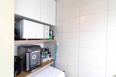 Apartamento para alugar com 60m², 2 quartos e 2 vagas Apartamento para alugar com 60m², 2 quartos e 2 vagasCozinha e Área de Serviço