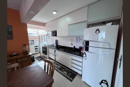 Apartamento à venda com 78m², 2 quartos e 1 vaga