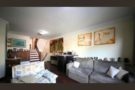 Casa à venda com 3 quartos, 204m² em Campo Grande, São Paulo