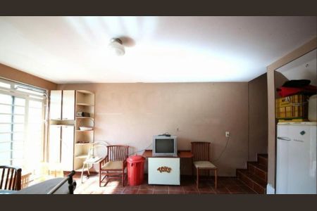 Casa à venda com 3 quartos, 204m² em Campo Grande, São Paulo