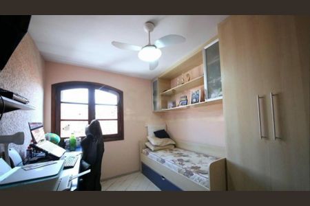 Casa à venda com 3 quartos, 204m² em Campo Grande, São Paulo
