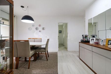 Apartamento à venda com 126m², 4 quartos e 2 vagas