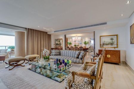 Apartamento à venda com 495m², 3 quartos e 5 vagas