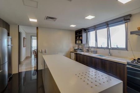 Apartamento à venda com 495m², 3 quartos e 5 vagas
